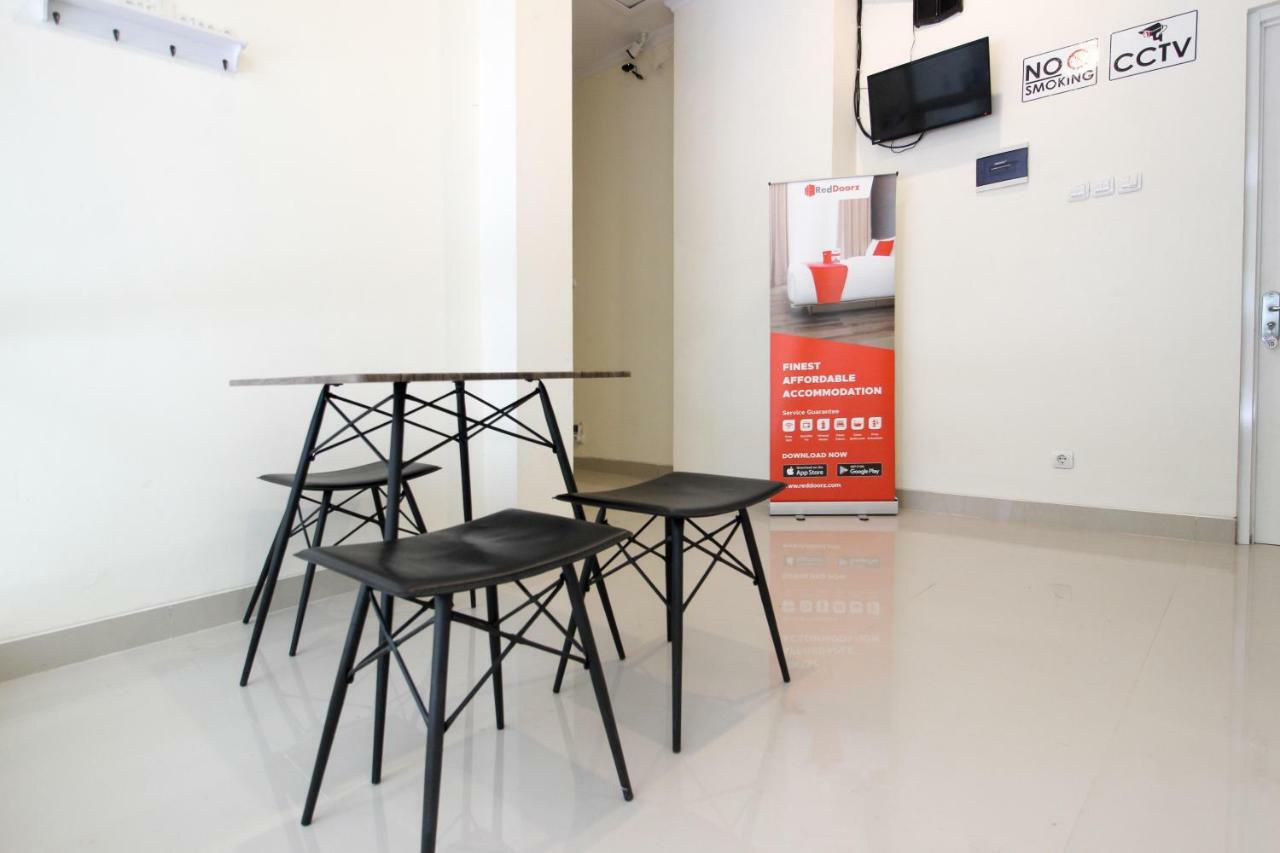 Reddoorz Near Jogja City Mall 3 Sleman  Buitenkant foto