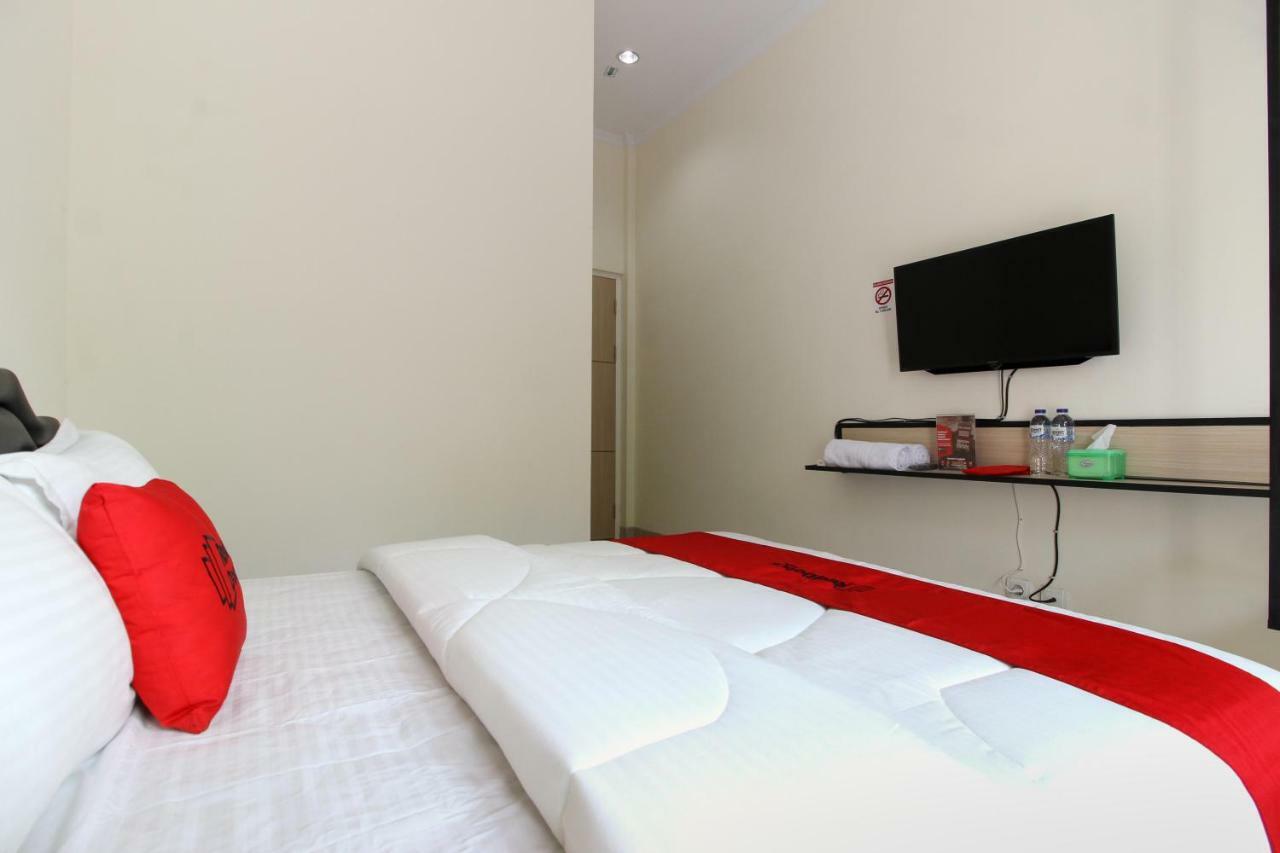 Reddoorz Near Jogja City Mall 3 Sleman  Buitenkant foto